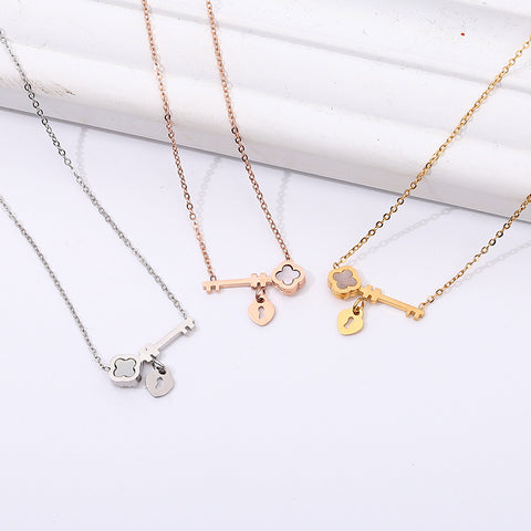Clavicle Chain Necklace Pendant