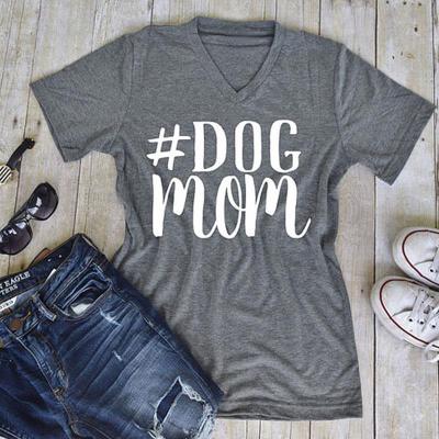 2021, the new summer quick sell explosion, Europe and the United States V collar short sleeved women's wear, DOG MOM alphabet printing T-shirt spot